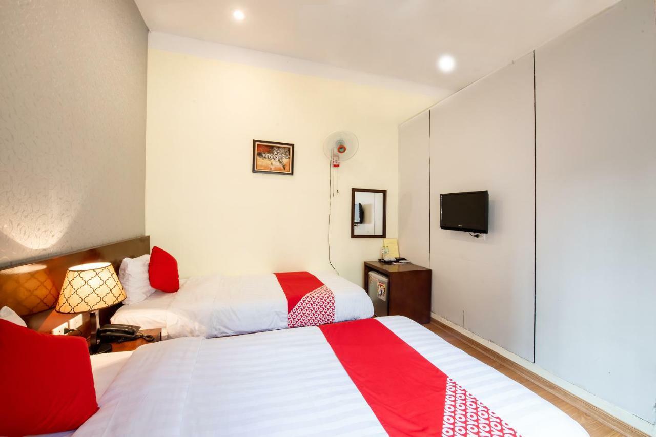 Oyo 376 A Dong Hotel Hanoï Extérieur photo